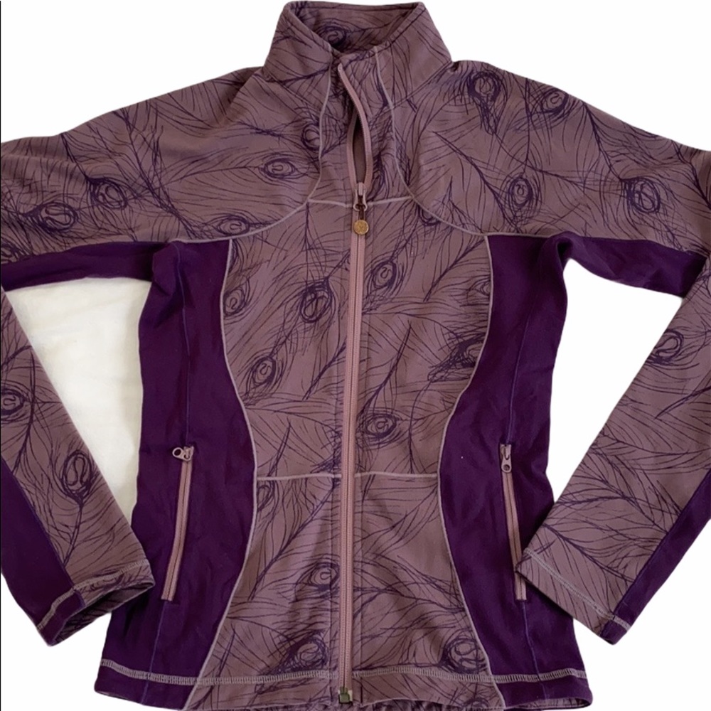 LULULEMON PURPLE ZIP JACKET